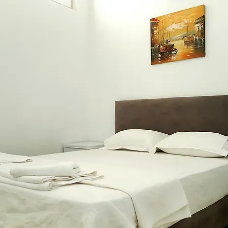 Yali Suites Lejlighedshotel Palamutbuku