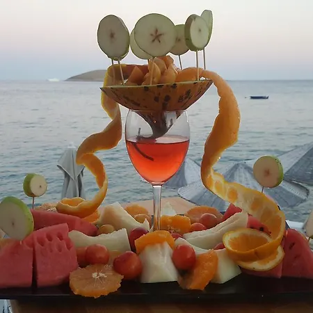 Yali Suites 아파트호텔