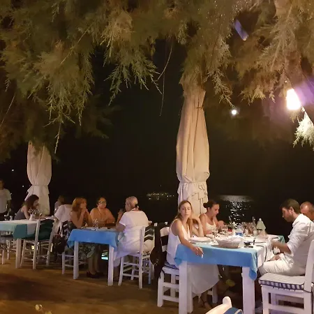 Yali Suites * 팔라무트부쿠