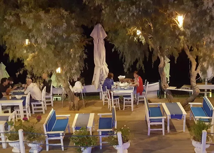 Aparthotel Yali Suites