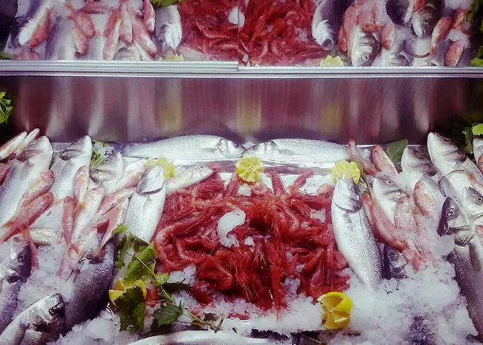 Yali Suites Aparthotel