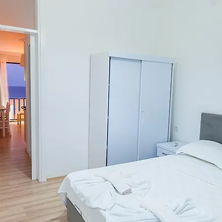 Yali Suites Aparthotel *